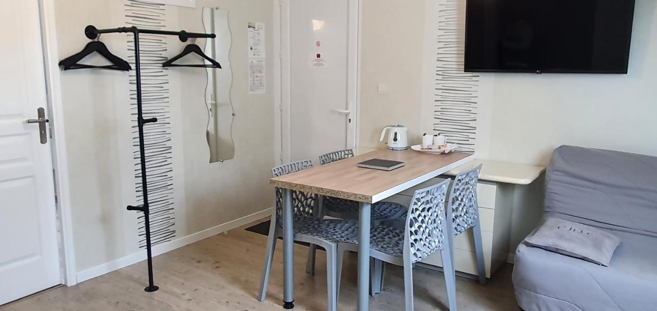 Suite Parentale Du Relais De Drugy Saint-Riquier ภายนอก รูปภาพ